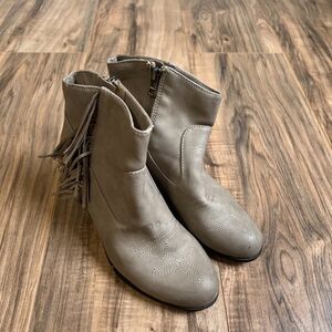 Sam Libby‎ boots 6.5